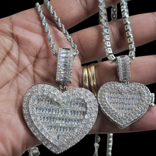 Load image into Gallery viewer, Blinged Out Zircon Heart Picture Locket Pendant Necklace – Personalized Photo Necklace, Custom Heart Locket Jewelry, Gift for Her