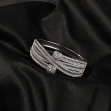 Load image into Gallery viewer, Luxury Luxe CZ Bangle