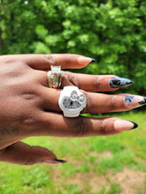 Load image into Gallery viewer, Hello Kitty Ring Watch