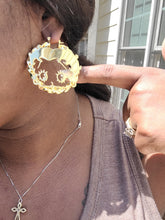 Load image into Gallery viewer, Betty Boop Twisted Bamboo Earrings