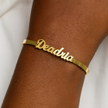 Load image into Gallery viewer, Bangle Personalized Name Bracelet