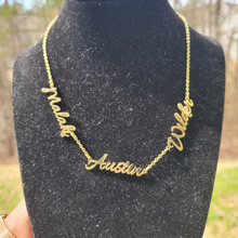 Load image into Gallery viewer, Personalized Multi Name Necklace 1-5 Names for Mom