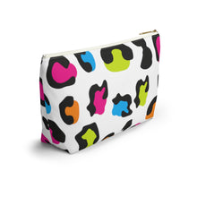 Load image into Gallery viewer, Animal Print Accessory Pouch w T-bottom