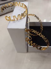 Load image into Gallery viewer, Personalized Round Earrings with Bracelet Set