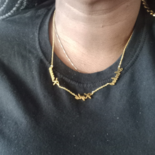 Load image into Gallery viewer, Personalized Box Chain Name Pendant Necklace 1-5 Names