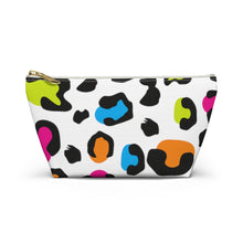 Load image into Gallery viewer, Animal Print Accessory Pouch w T-bottom