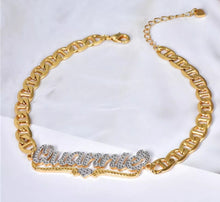Load image into Gallery viewer, Two Tone Personalized 18K Nameplate Bracelet With Heart