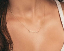Load image into Gallery viewer, Personalized Pendant Name Necklace