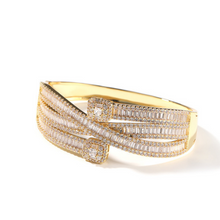 Load image into Gallery viewer, Luxury Luxe CZ Bangle
