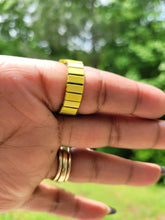 Load image into Gallery viewer, Hello Kitty Ring Watch
