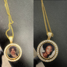 Load image into Gallery viewer, Circle Spinner Photo Pendant Necklace - 18k Real Gold-Plated Stainless Steel Personalized Picture Necklace
