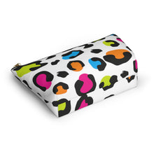 Load image into Gallery viewer, Animal Print Accessory Pouch w T-bottom
